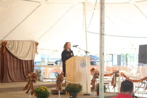 Jessika Matthews giving a speech at the SEMO fair.