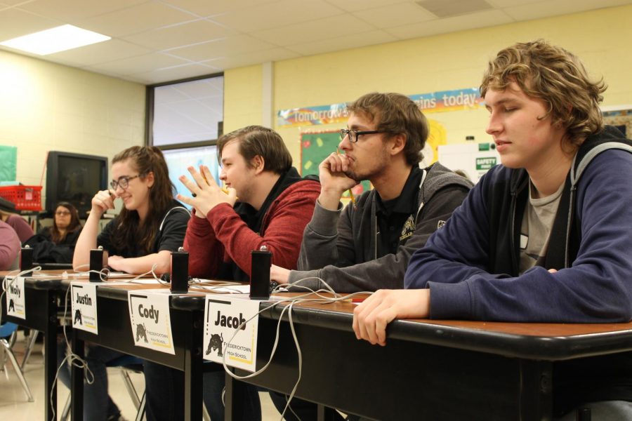 Molly Sikes, Justin Rhodes, Cody Phillips, and Jacob Mungle at the home Scholar Bowl meet