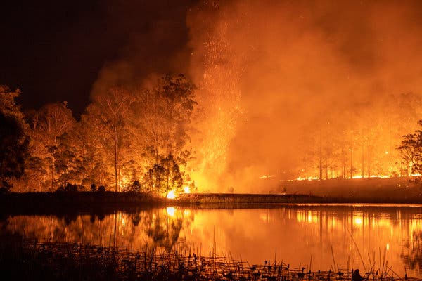 A photo taken by the New York Times of the Australian Wildfires